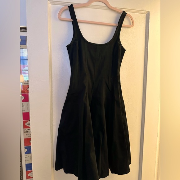 Great versatile black dress - Picture 1 of 3
